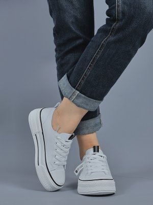 8 3