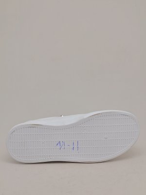 6 3