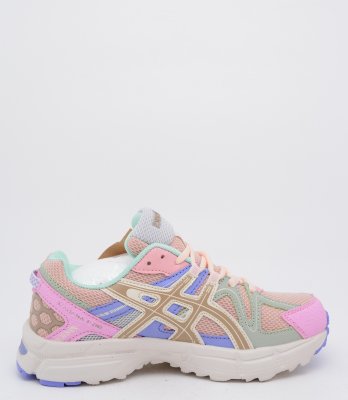 44 2