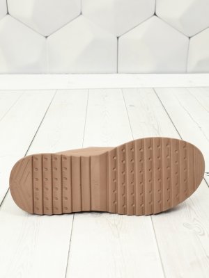 13 3