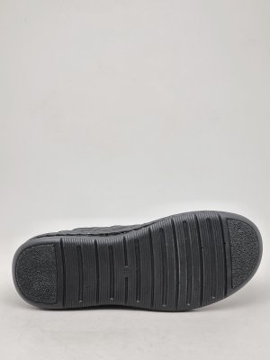8 3