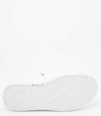 8 3