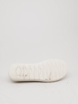 31 3