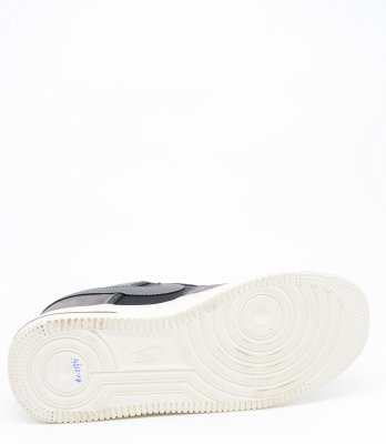 9 3