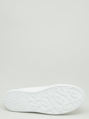 9 3