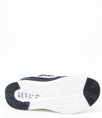 6 3