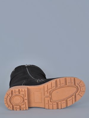 8 5