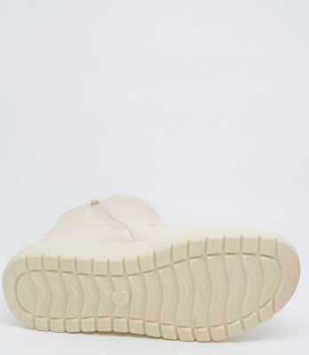 39 3