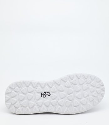 28 3