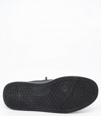 5 3